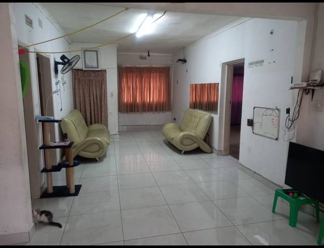 2 BEDROOM HOUSE FOR SALE IN BEZUIDENHOUT VALLEY